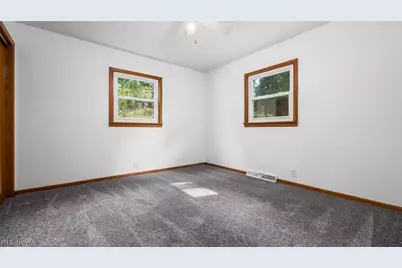 2660 Eva Circle, Zanesville, OH 43701 - Photo 13
