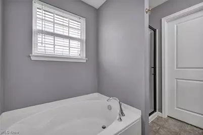 9092 Stonegate Circle, North Ridgeville, OH 44039 - Photo 13