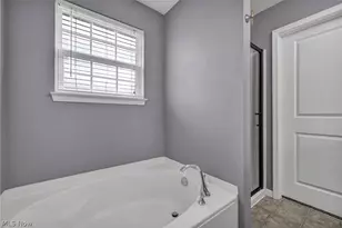9092 Stonegate Cir, North Ridgeville, OH 44039 - Photo 13