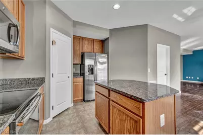 9092 Stonegate Circle, North Ridgeville, OH 44039 - Photo 9