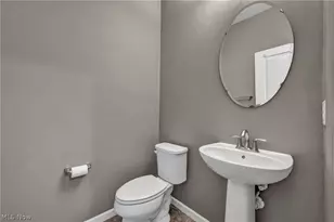 9092 Stonegate Cir, North Ridgeville, OH 44039 - Photo 15