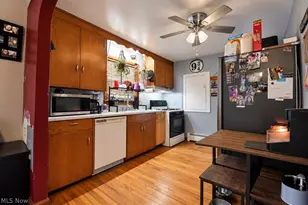 1136 Grand Ave, Madison, OH 44057 - Photo 9