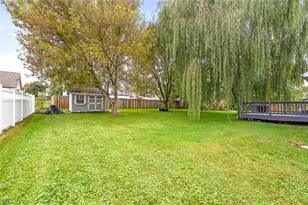 172 Morningview Cir, Canfield, OH 44406 - Photo 5