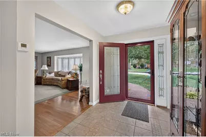 1443 Wilkshire Circle SW, North Canton, OH 44720 - Photo 5