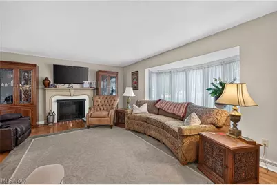 1443 Wilkshire Circle SW, North Canton, OH 44720 - Photo 7