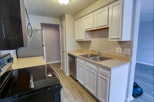 4383 Inner Cir Dr, Brunswick, OH 44212 - Photo 9