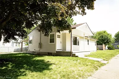 943 Erskine Avenue, Akron, OH 44306 - Photo 29