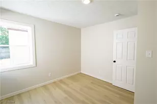 943 Erskine Ave, Akron, OH 44306 - Photo 23