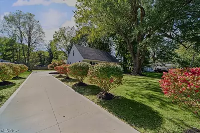 3292 Helmsdale Drive, Akron, OH 44312 - Photo 25