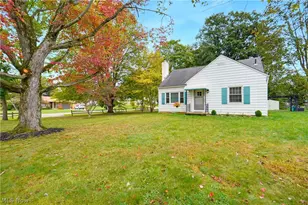 315 Stratford Rd, Fairlawn, OH 44333 - Photo 1