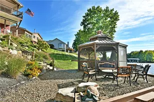 1460 Lake Vue Dr, Roaming Shores, OH 44085 - Photo 9