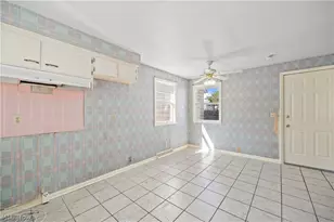 426 Kentucky Ave, Lorain, OH 44052 - Photo 11