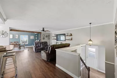 1042 Oak Hill Drive NE, Massillon, OH 44646 - Photo 9