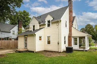 574 Moreley Avenue, Akron, OH 44314 - Photo 3