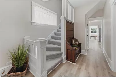 284 E Park Avenue, Barberton, OH 44203 - Photo 11