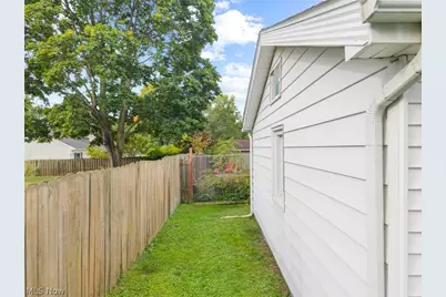 700 Viewpoint Avenue, Cuyahoga Falls, OH 44221 - Photo 5