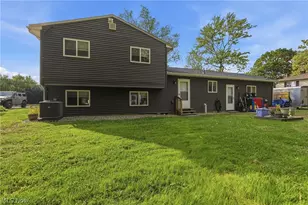 7942 Bellflower Rd, Mentor, OH 44060 - Photo 3