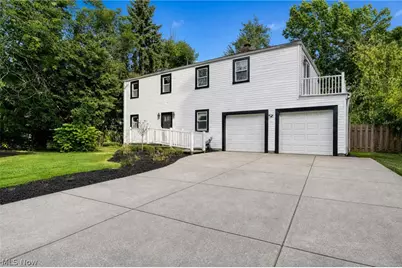 4 Owaissa Drive, Timberlake, OH 44095 - Photo 3