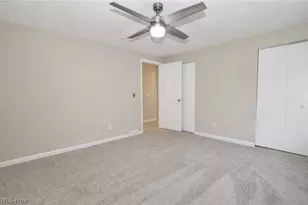4 Owaissa Dr, Timberlake, OH 44095 - Photo 33