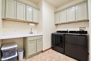 13537 Shirley Dr, Leroy, OH 44077 - Photo 31