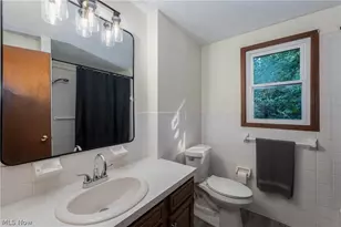 389 Stonewood St, Canal Fulton, OH 44614 - Photo 9