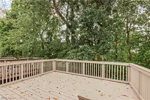 1344 Wellingshire Cir, Cuyahoga Falls, OH 44221 - Photo 49