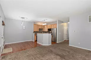 1344 Wellingshire Cir, Cuyahoga Falls, OH 44221 - Photo 9