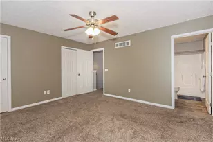 1344 Wellingshire Cir, Cuyahoga Falls, OH 44221 - Photo 27