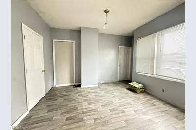 6721 Hough Avenue, Loveland, OH 44103 - Photo 9