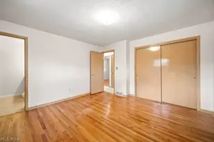 6161 Winchester Dr, Green Hills, OH 44131 - Photo 23