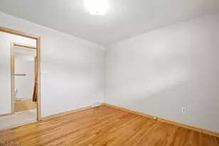 6161 Winchester Dr, Green Hills, OH 44131 - Photo 19