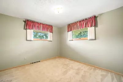 6161 Winchester Drive, Green Hills, OH 44131 - Photo 21