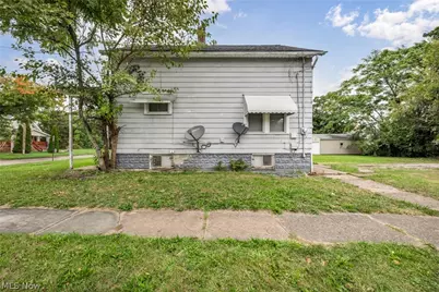 3175 Caroline Avenue, Lorain, OH 44055 - Photo 25