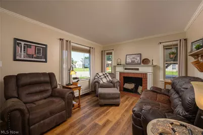 4457 Emma Place NW, Canton, OH 44708 - Photo 3