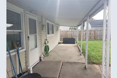 4314 Charleston Avenue, South Lorain, OH 44055 - Photo 13