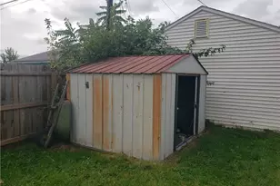 4314 Charleston Ave, South Lorain, OH 44055 - Photo 15
