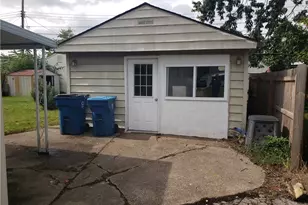 4314 Charleston Ave, South Lorain, OH 44055 - Photo 11