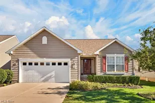 4843 Meadow Lark Dr, Lorain, OH 44053 - Photo 3