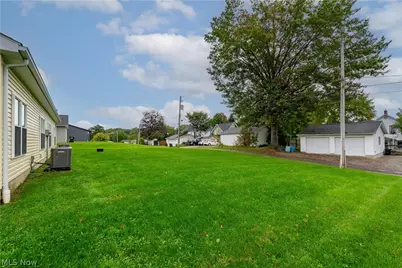 219 5th Street SW, Brewster, OH 44613 - Photo 39