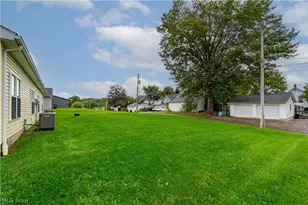 219 5th St SW, Brewster, OH 44613 - Photo 39