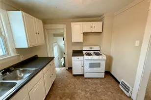2157 10th St SW, Akron, OH 44314 - Photo 9