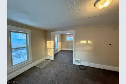 2157 10th Street SW, Akron, OH 44314 - Photo 5