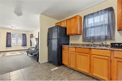 957 E Dewey Avenue, Youngstown, OH 44502 - Photo 3