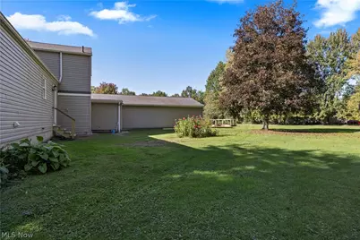 38536 E River Road, Elyria, OH 44035 - Photo 9