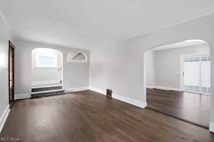 1401 Ridgeway Pl NW, Canton, OH 44709 - Photo 7