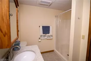 70015 Crescent Rd, St Clairsville, OH 43950 - Photo 15