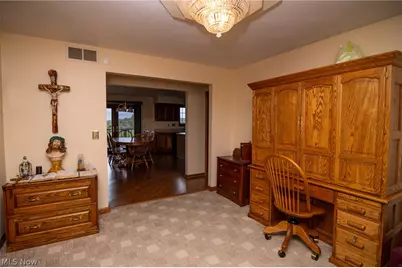70015 Crescent Road, St Clairsville, OH 43950 - Photo 7