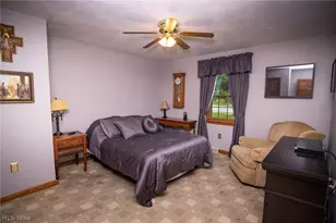 70015 Crescent Rd, St Clairsville, OH 43950 - Photo 19