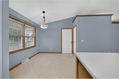 702 Willow Dale Street NW, Bolivar, OH 44612 - Photo 7