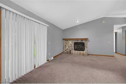 702 Willow Dale Street NW, Bolivar, OH 44612 - Photo 9